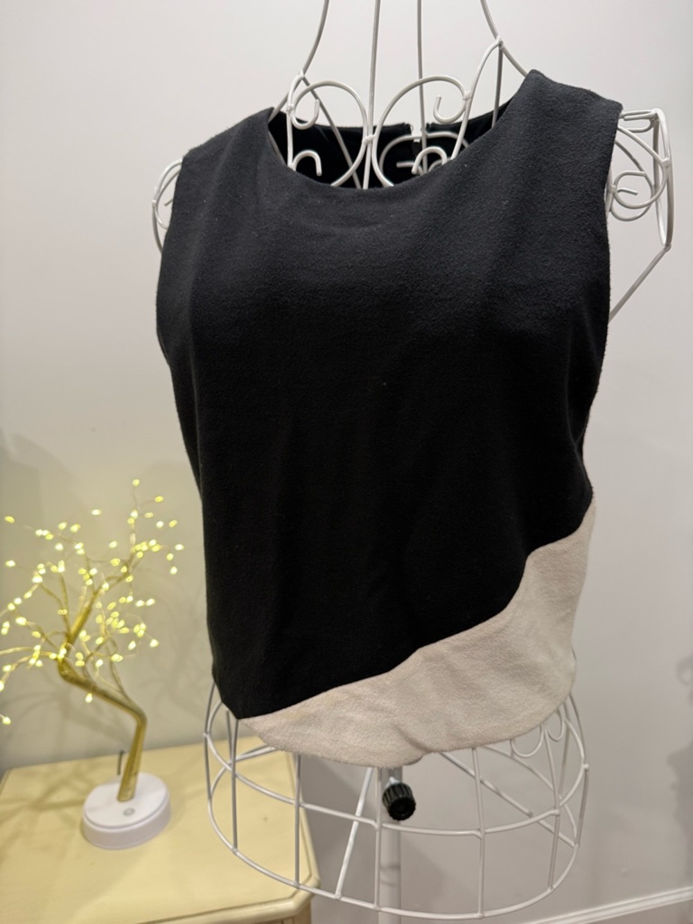 Sleeveless Black and Cream Colorblock Women's Top